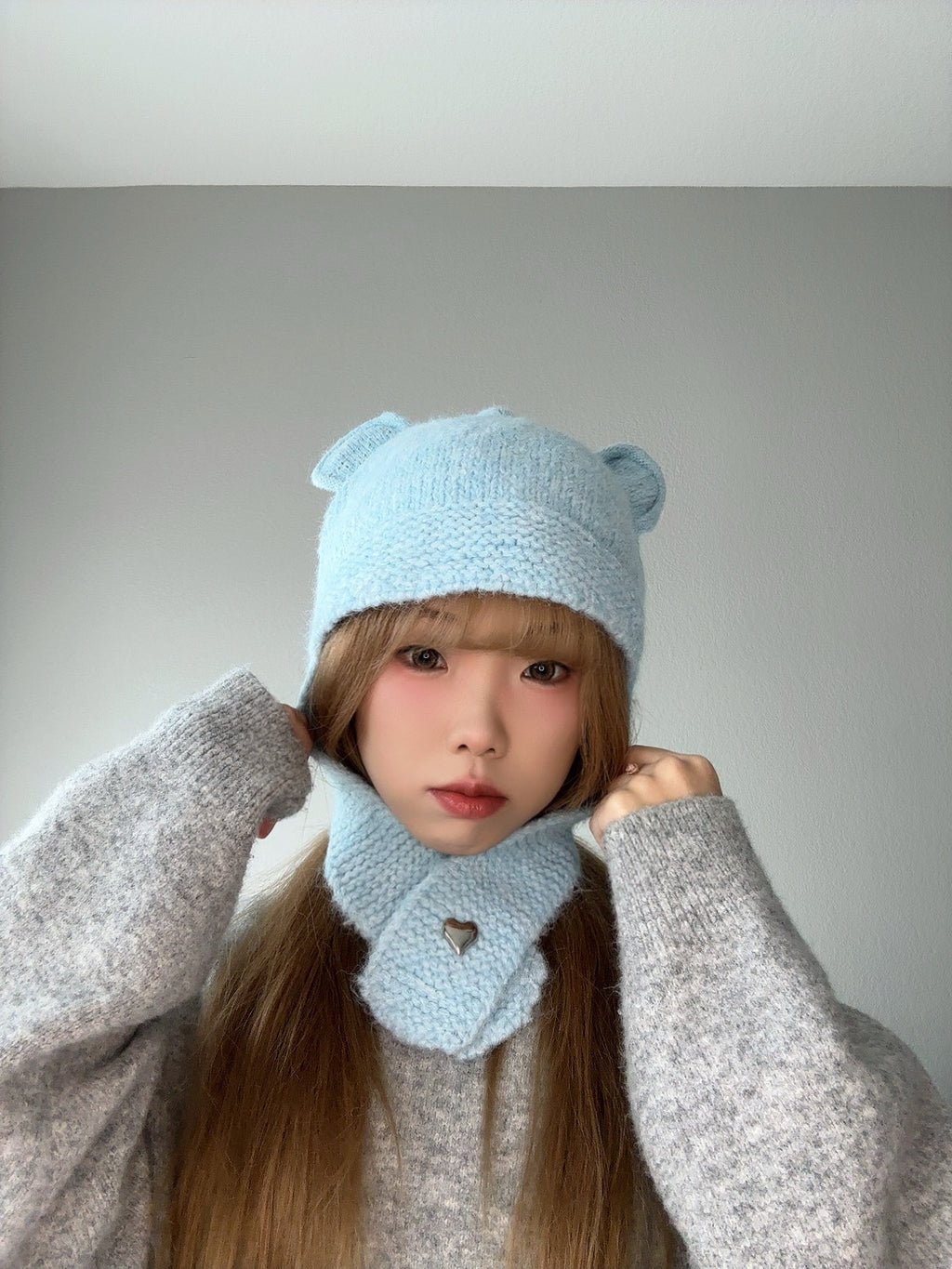 Blue Bear Ears Knit Hat – Cute Winter Set icon view.